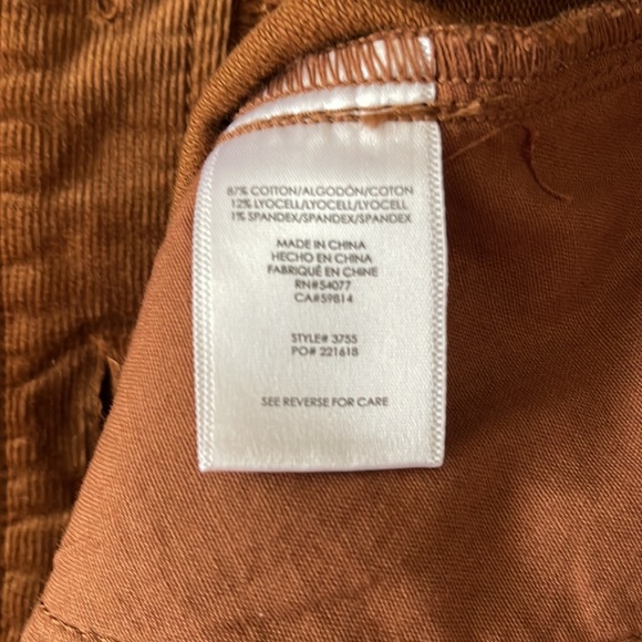 Cabi short skirt - Picture 4 of 4